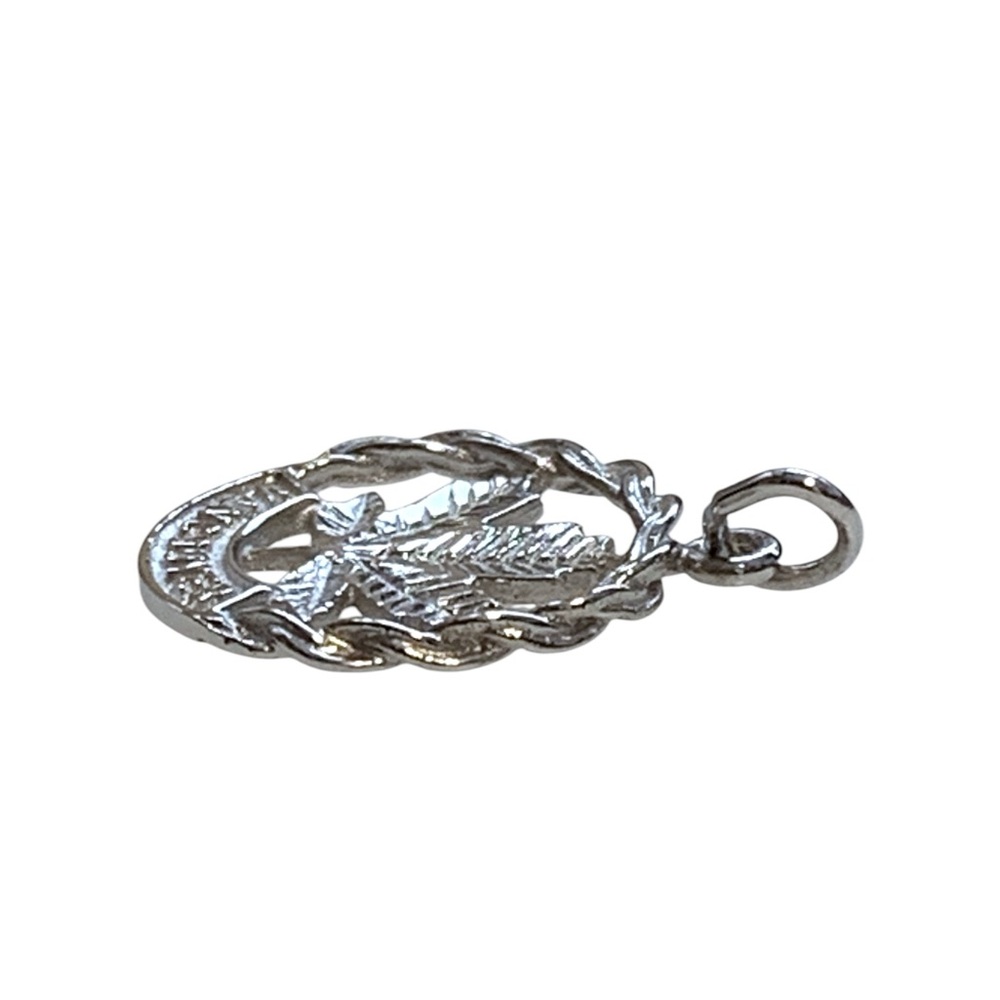 Vintage 70’s Sterling Silver Souvenir Vancouver Maple Leaf Charm - Picture 5 of 11